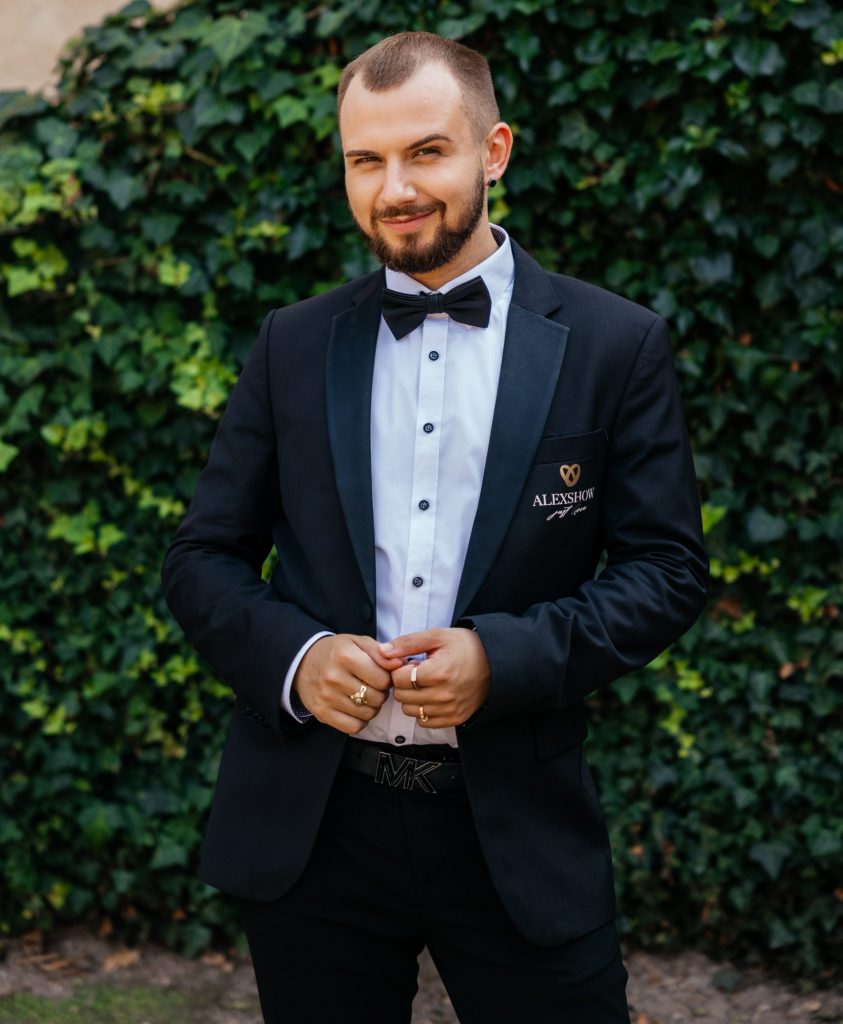 Professioneller Hochzeitsmoderator Atem