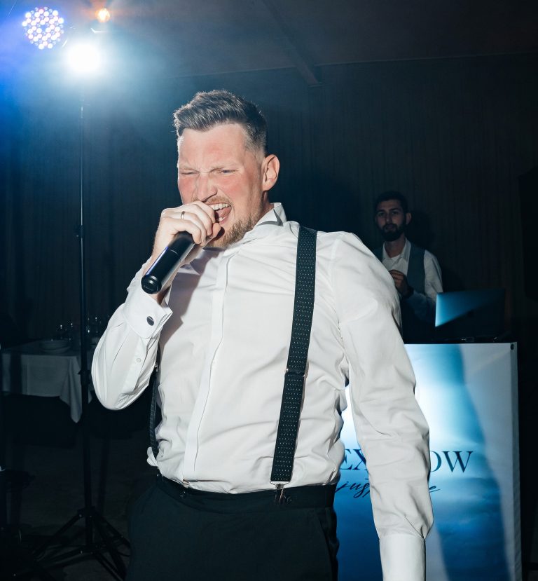 Tamada und Hochzeitsmoderator Lukas - singt auf Russisch bei einer deutsche Hochzeit