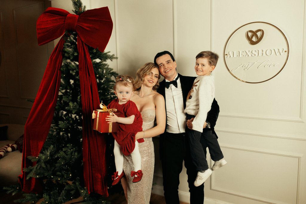 Alex Show Family – Alex, Anna, kleiner Alex und kleine Emilia