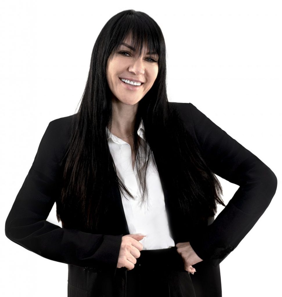 Hochzeitsmoderatorin Eleni – professionelle Moderatorin für Hochzeiten und Events