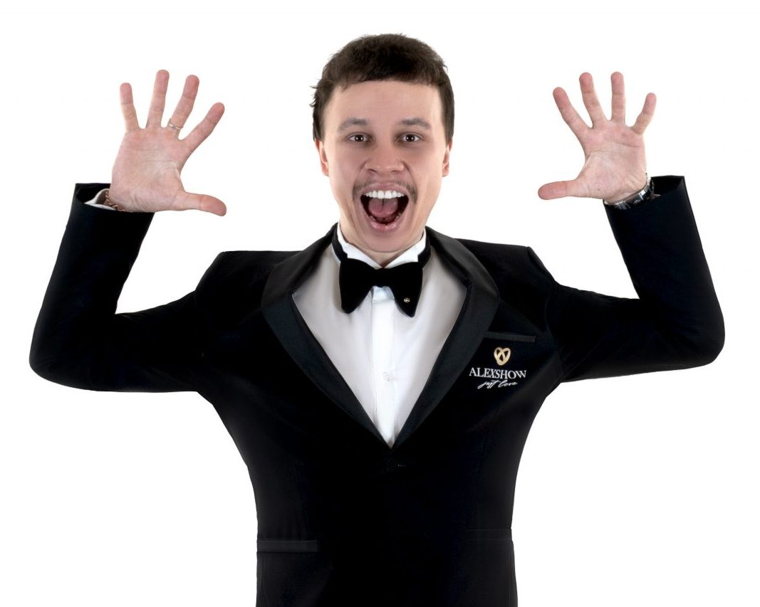 Moderner Hochzeitsmoderator Borat in Hannover mit charismatischer Ausstrahlung, Humor und emotionaler Hochzeitsmoderation Moderner Hochzeitsmoderator Borat in Hannover mit charismatischer Ausstrahlung, Humor und emotionaler Hochzeitsmoderation